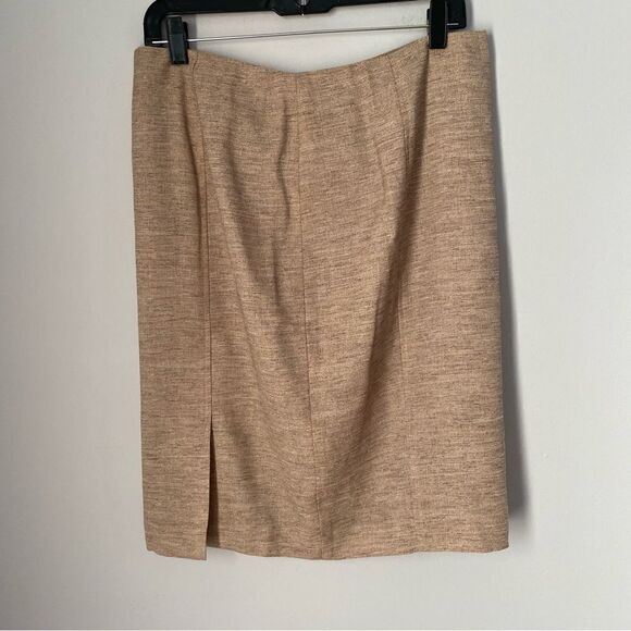 Kasper Women’s Honey Color Lightweight Straight Knee Length Skirt size 8P - Picture 1 of 3